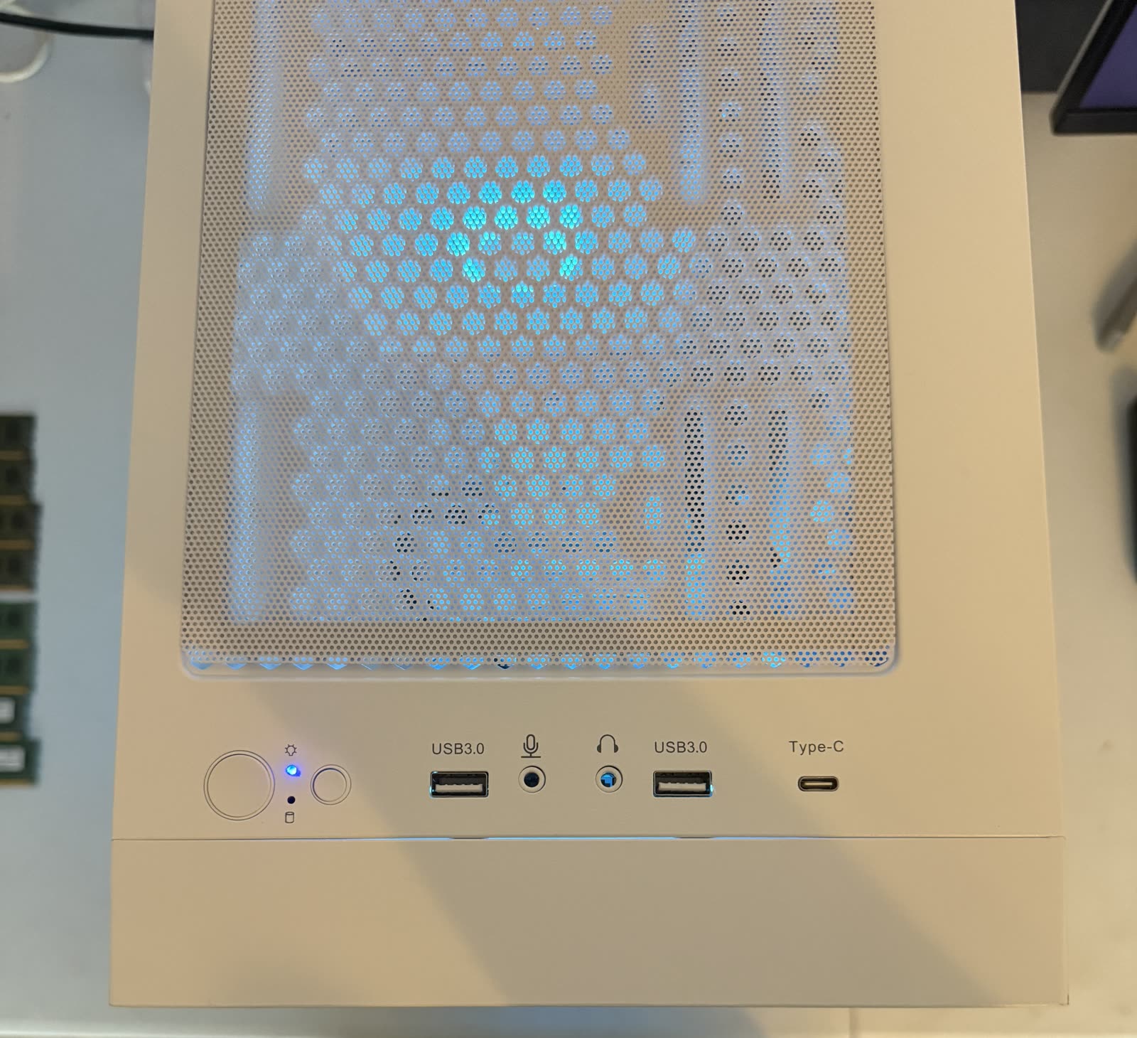 White custom PC — top ventilation and case detail